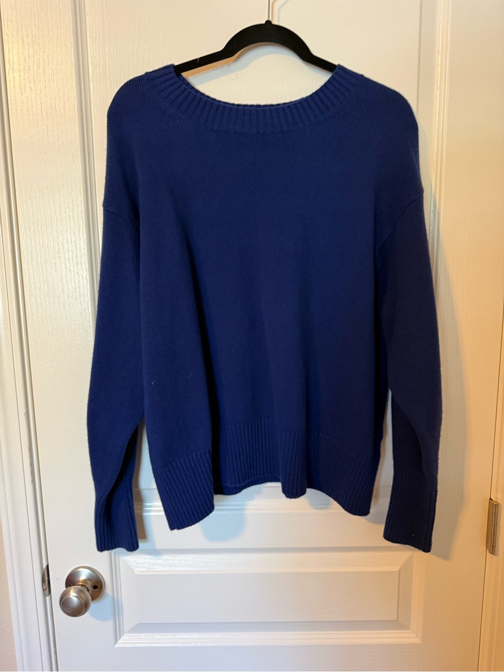 Banana Republic Women's Scoopneck Sweater in Royal Blue